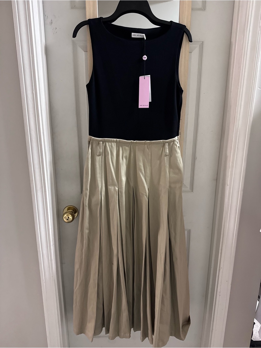 Avec les filles Women's Release Pleat Skirt Combo Dress
